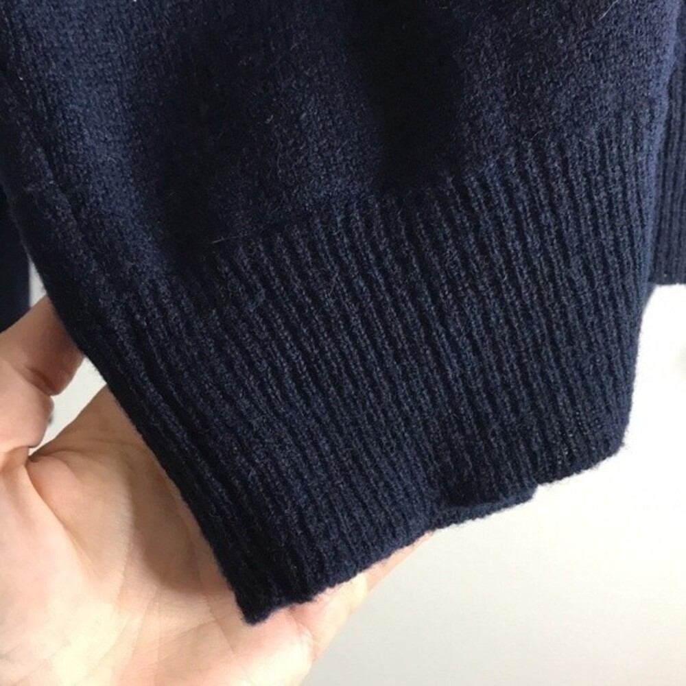 Pendleton 100% Lambs Wool Pull Over Navy Blue Swe… - image 6